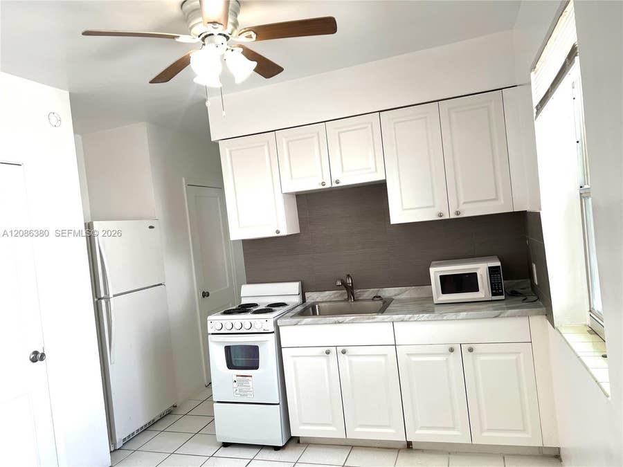 Property photo for 1931 Jefferson Street, #E, Hollywood, FL