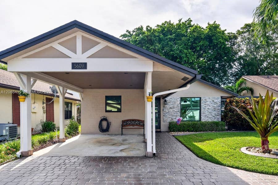 Property photo for 5609 SW 97th Terrace, Cooper City, FL