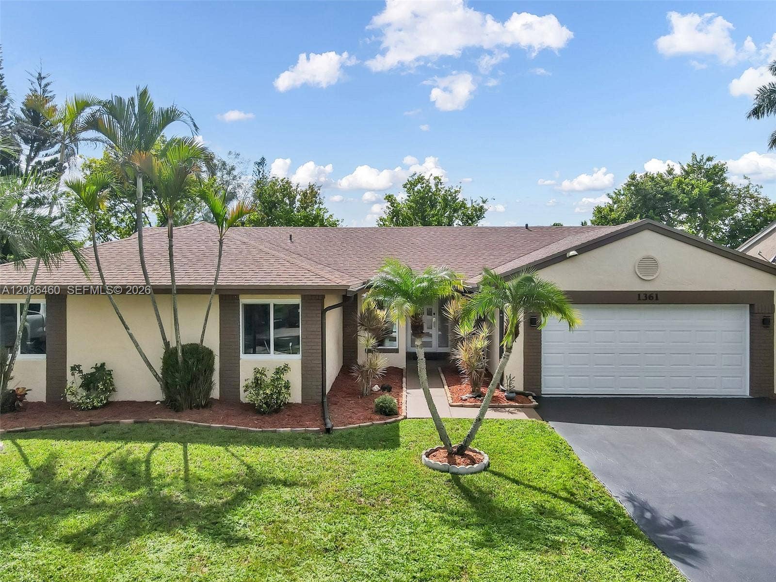 1361 White Stone Way, Davie, FL 33325 Photo 10