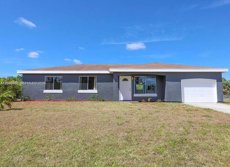 Property photo for 250 SW Homeland Road, Port St Lucie, FL
