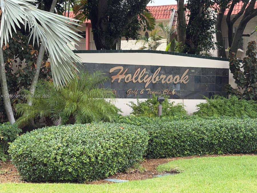Property photo for 400 S Hollybrook Drive, #306, Pembroke Pines, FL