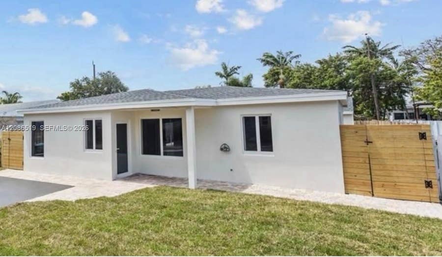 Property photo for 211 NW 51st Street, Oakland Park, FL