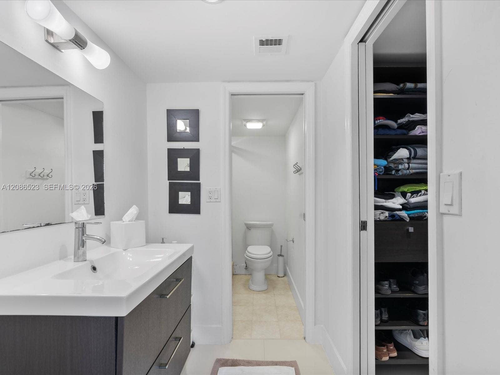 3675 N Country Club Drive, #1607, Aventura, FL 33180 Photo 14