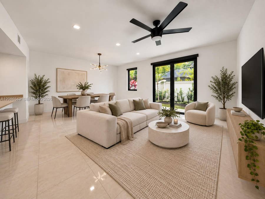 Property photo for 4133 N Oak Place, Dania Beach, FL