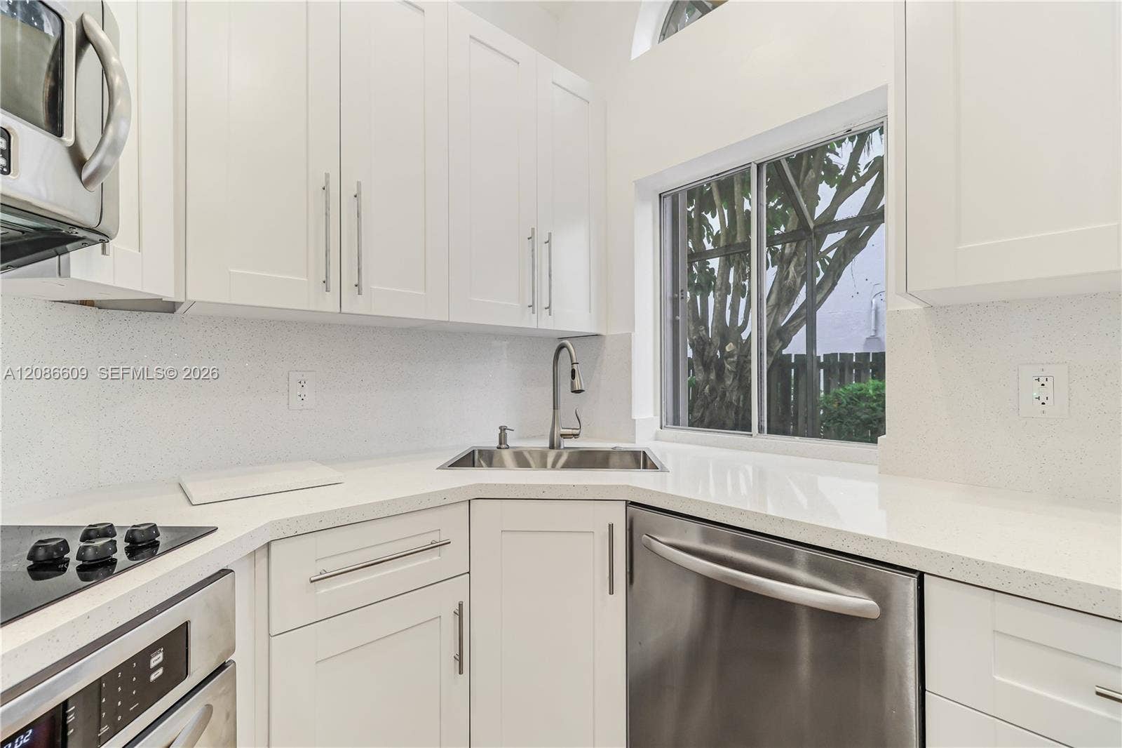 1290 Seagrape Circle, Weston, Weston, FL 33326 Photo 12