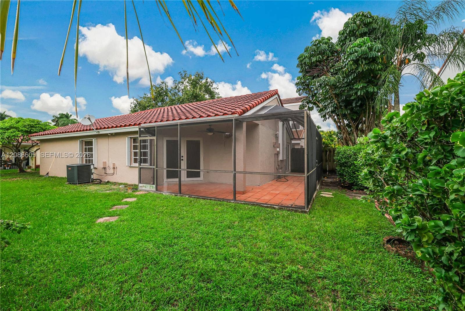1290 Seagrape Circle, Weston, Weston, FL 33326 Photo 41