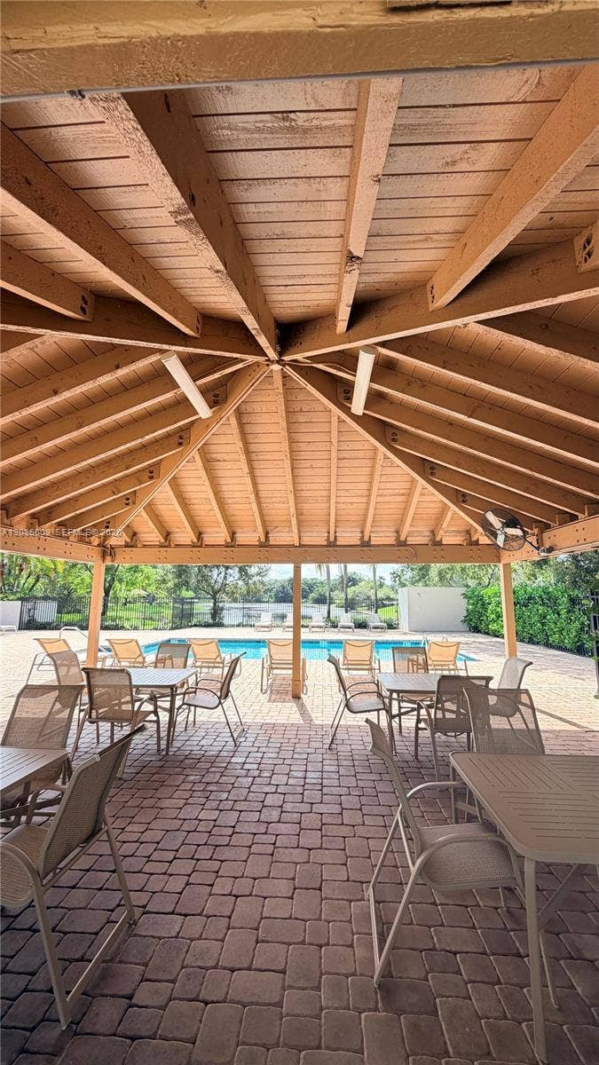 1290 Seagrape Circle, Weston, Weston, FL 33326 Pool Country Isles
