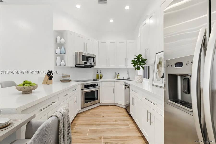 Property photo for 1290 Seagrape Circle, Weston, FL