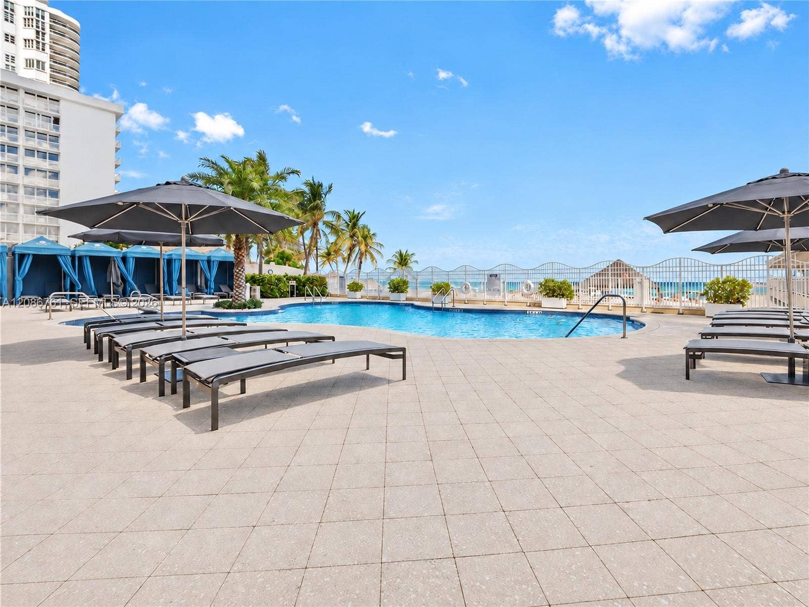 16699 Collins Avenue, #1610, Sunny Isles Beach, FL 33160 Photo 16