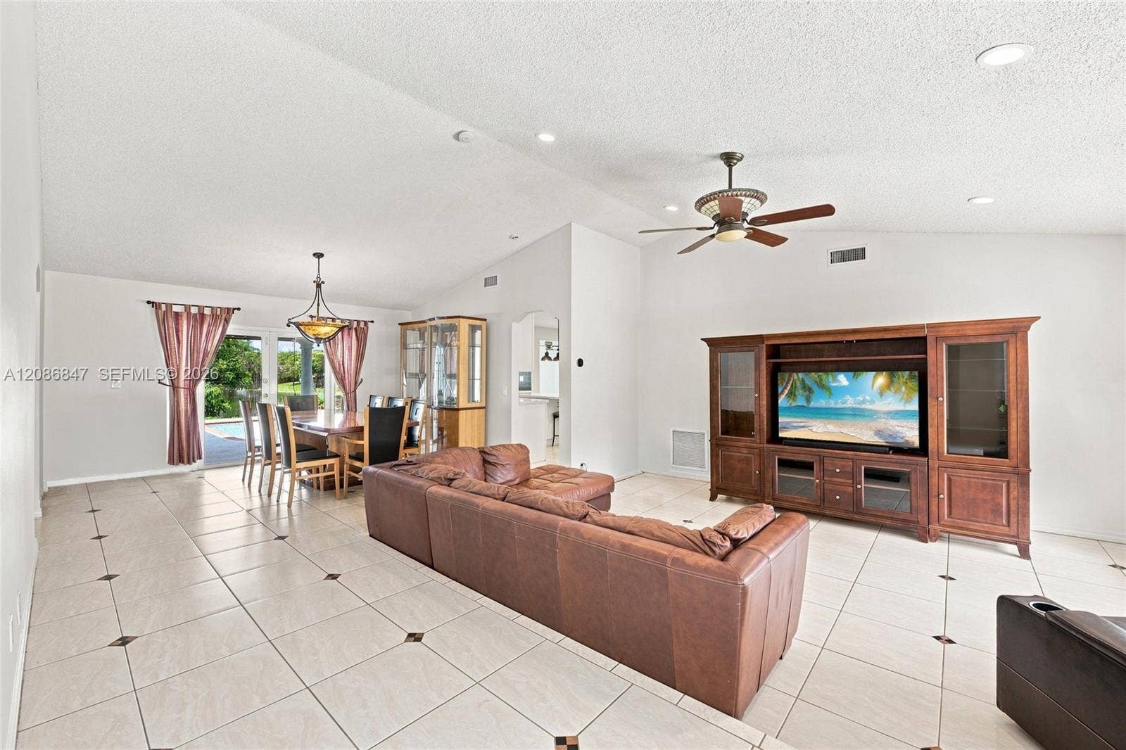 511 NW 104th Avenue, Plantation, FL 33324 Photo 7