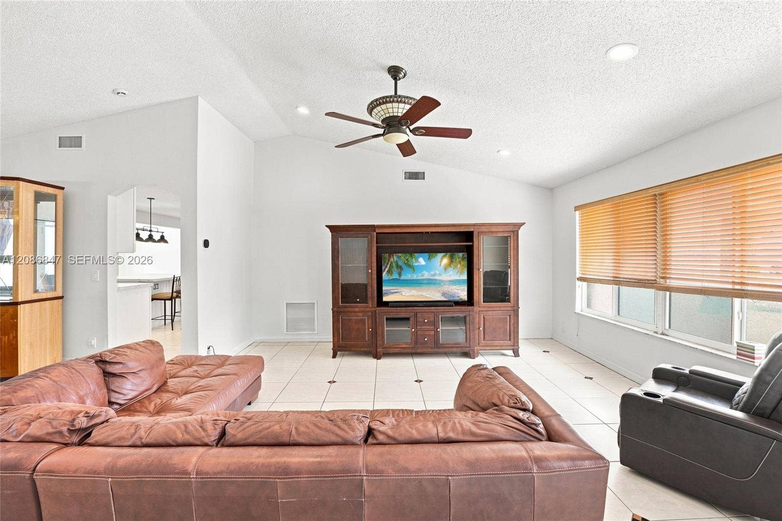 511 NW 104th Avenue, Plantation, FL 33324 Photo 6