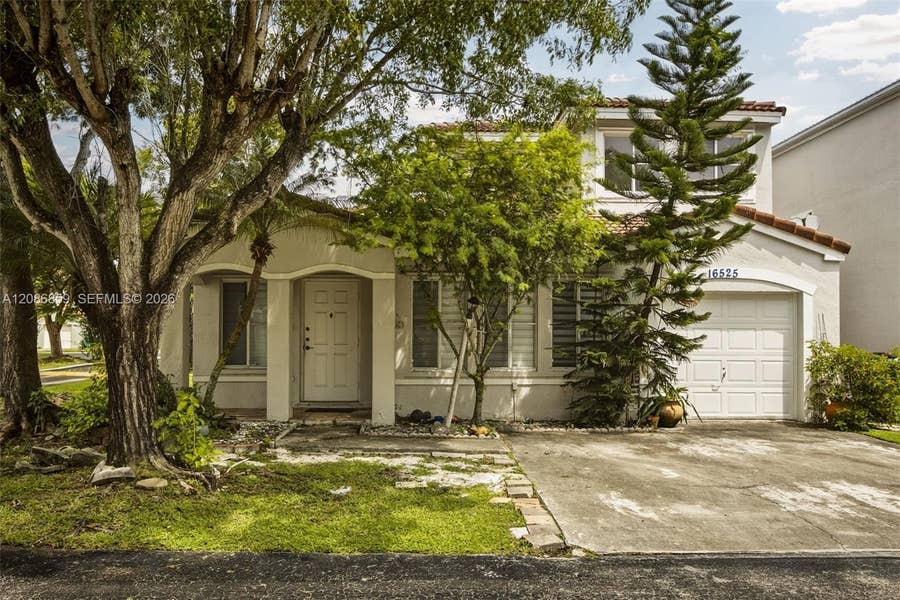 Property photo for 16525 SW 97th Terrace, Miami, FL