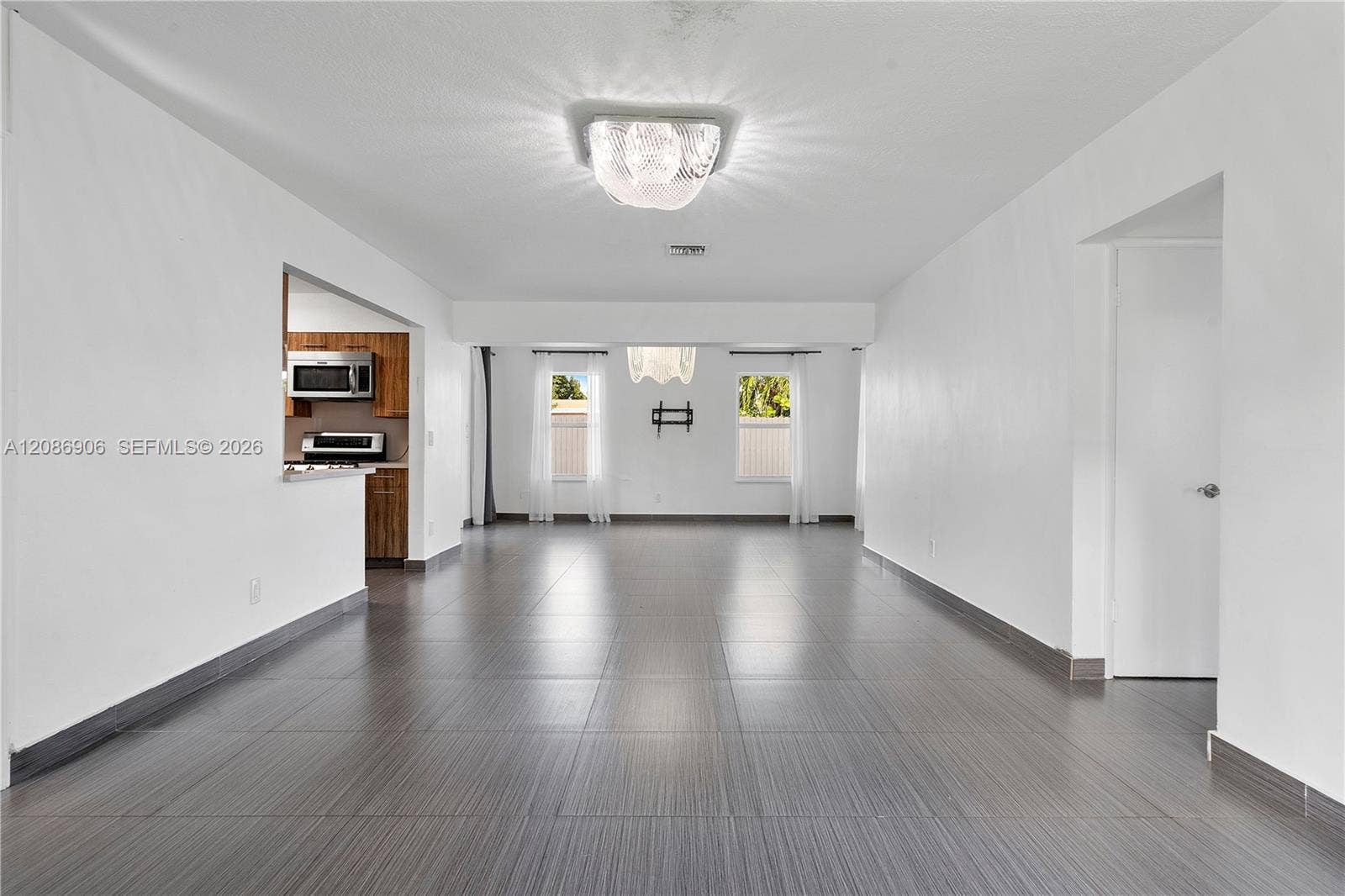 2505 NE 214th Street, Aventura, FL 33180 Photo 8