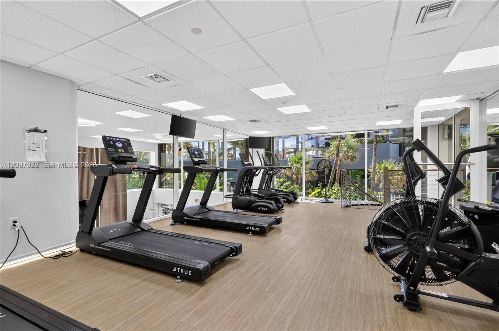 18671 Collins Avenue, #2501, Sunny Isles Beach, Sunny Isles Beach, FL 33160 Photo 44