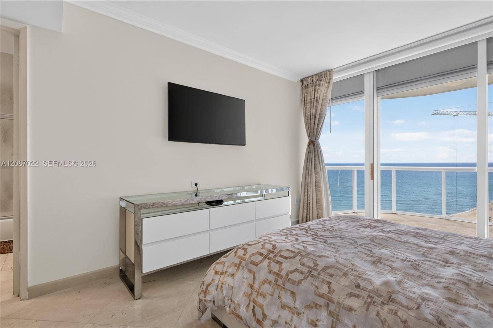 18671 Collins Avenue, #2501, Sunny Isles Beach, Sunny Isles Beach, FL 33160 2nd Bedroom