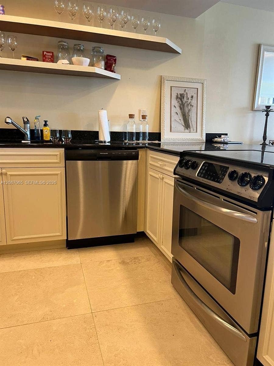 18151 NE 31st Court, #1005, Aventura, FL 33160 Photo 8