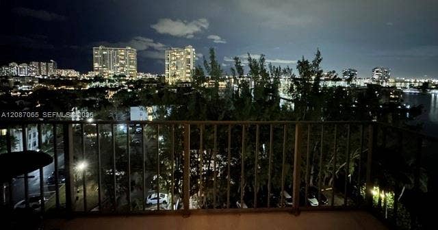 18151 NE 31st Court, #1005, Aventura, FL 33160 Photo 24