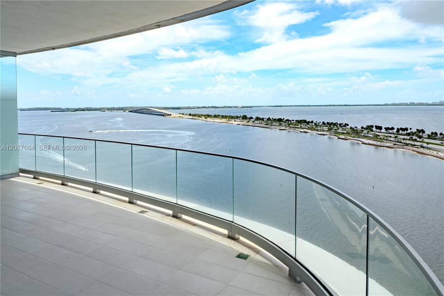 Property photo for 175 SE 25th Road, #1002, Miami, FL