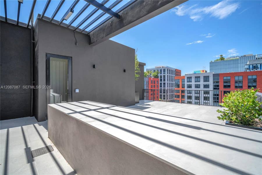 Property photo for 91 NW 27th Street, #504, Miami, FL