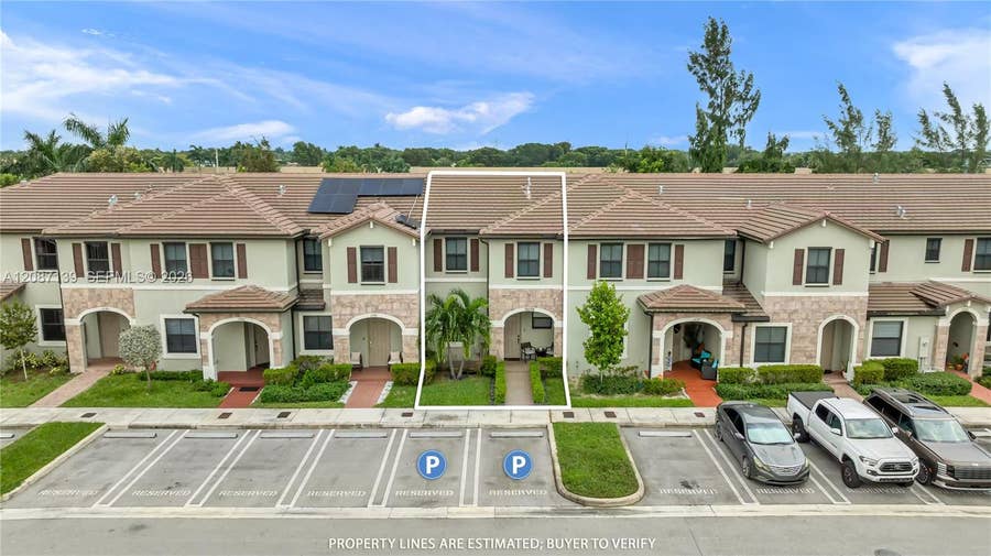 Property photo for 11079 W 32nd Lane, Hialeah, FL