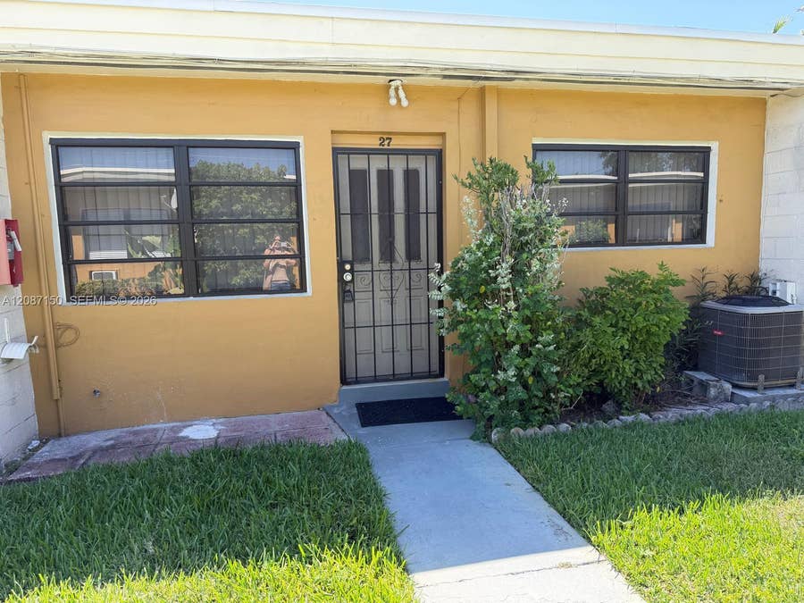 Property photo for 1845 Pembroke Road, #4-27, Hollywood, FL
