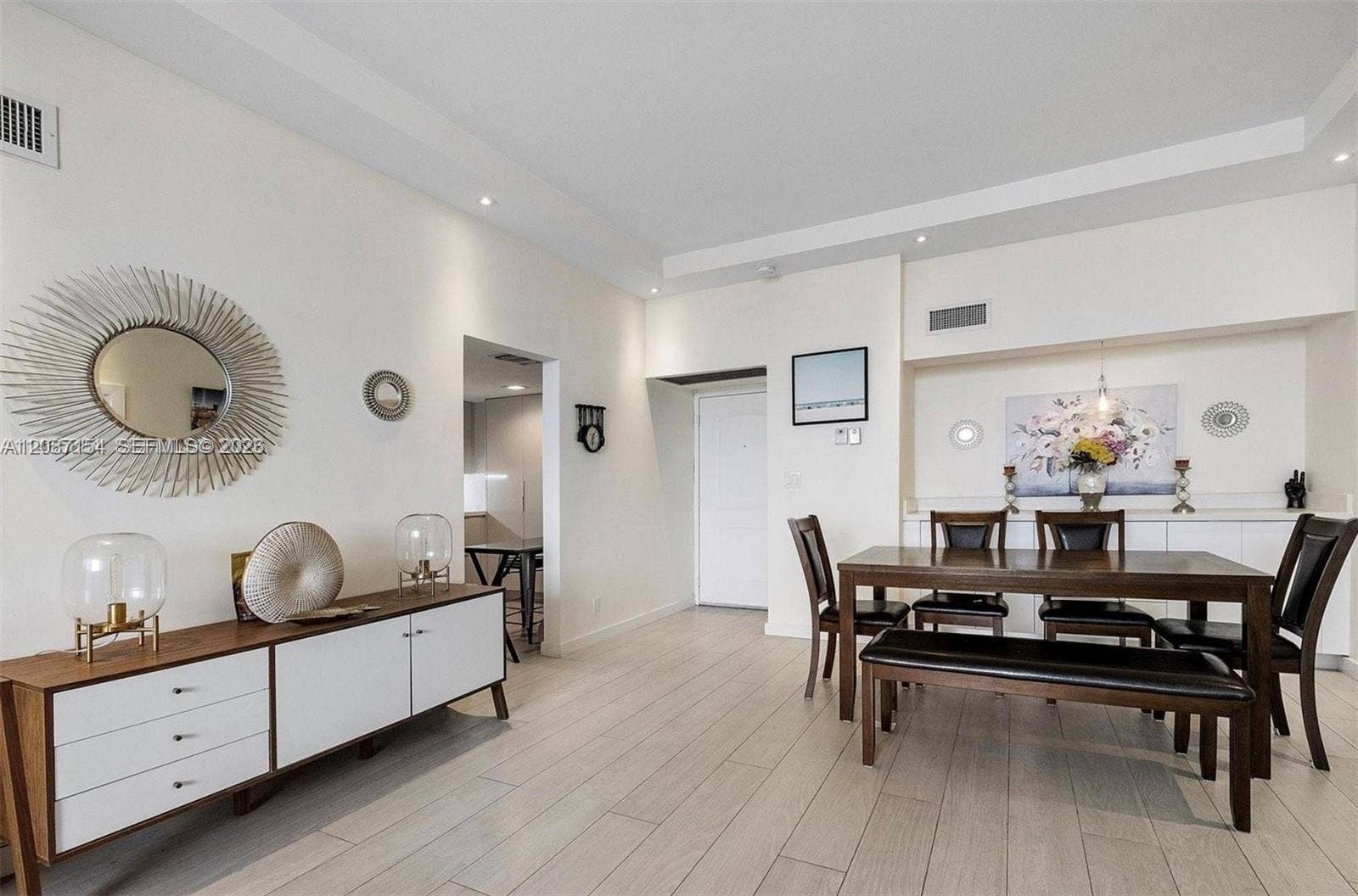 100 Bayview Drive, #PH31, Sunny Isles Beach, Sunny Isles Beach, FL 33160 Photo 4