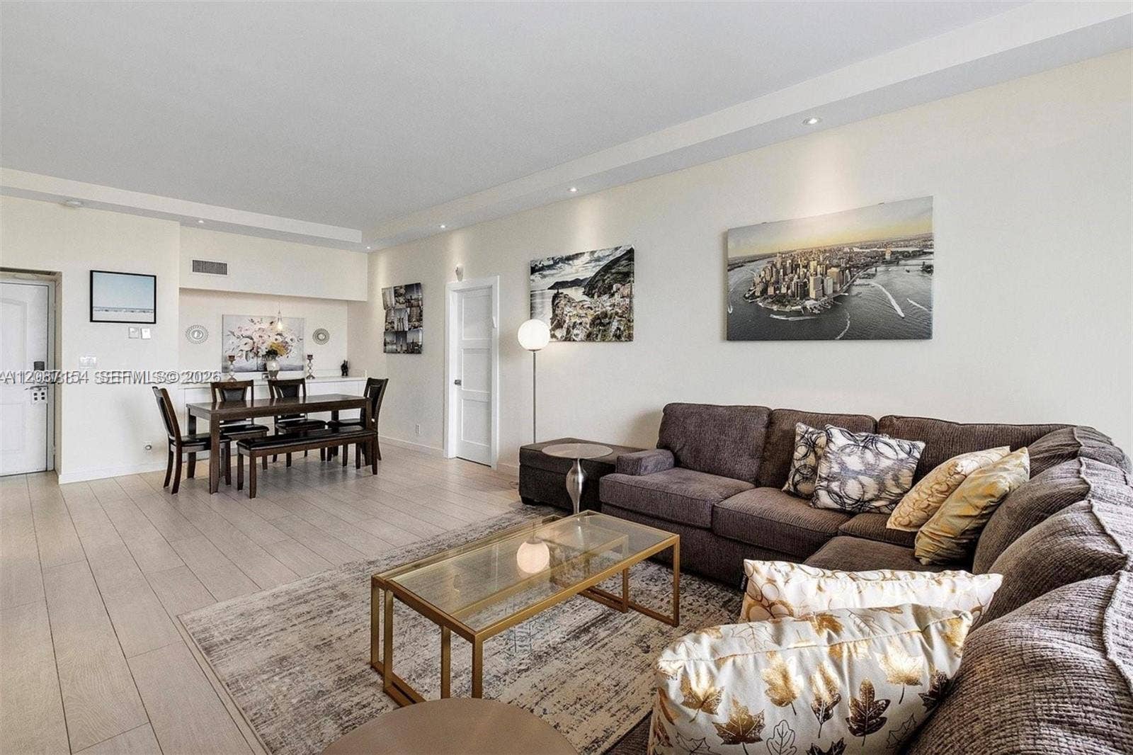 100 Bayview Drive, #PH31, Sunny Isles Beach, Sunny Isles Beach, FL 33160 Photo 2