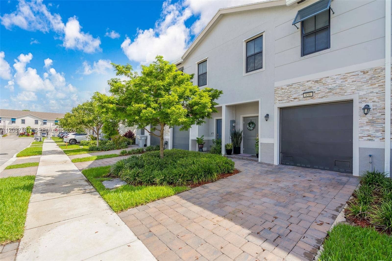 856 NW 3rd Way, Pompano Beach, Pompano Beach, FL 33060 Photo 2