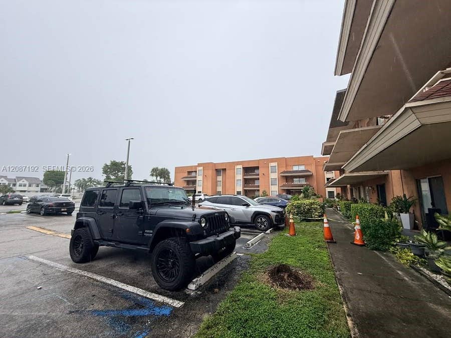 Property photo for 17530 NW 68th Avenue, #C4010, Hialeah, FL