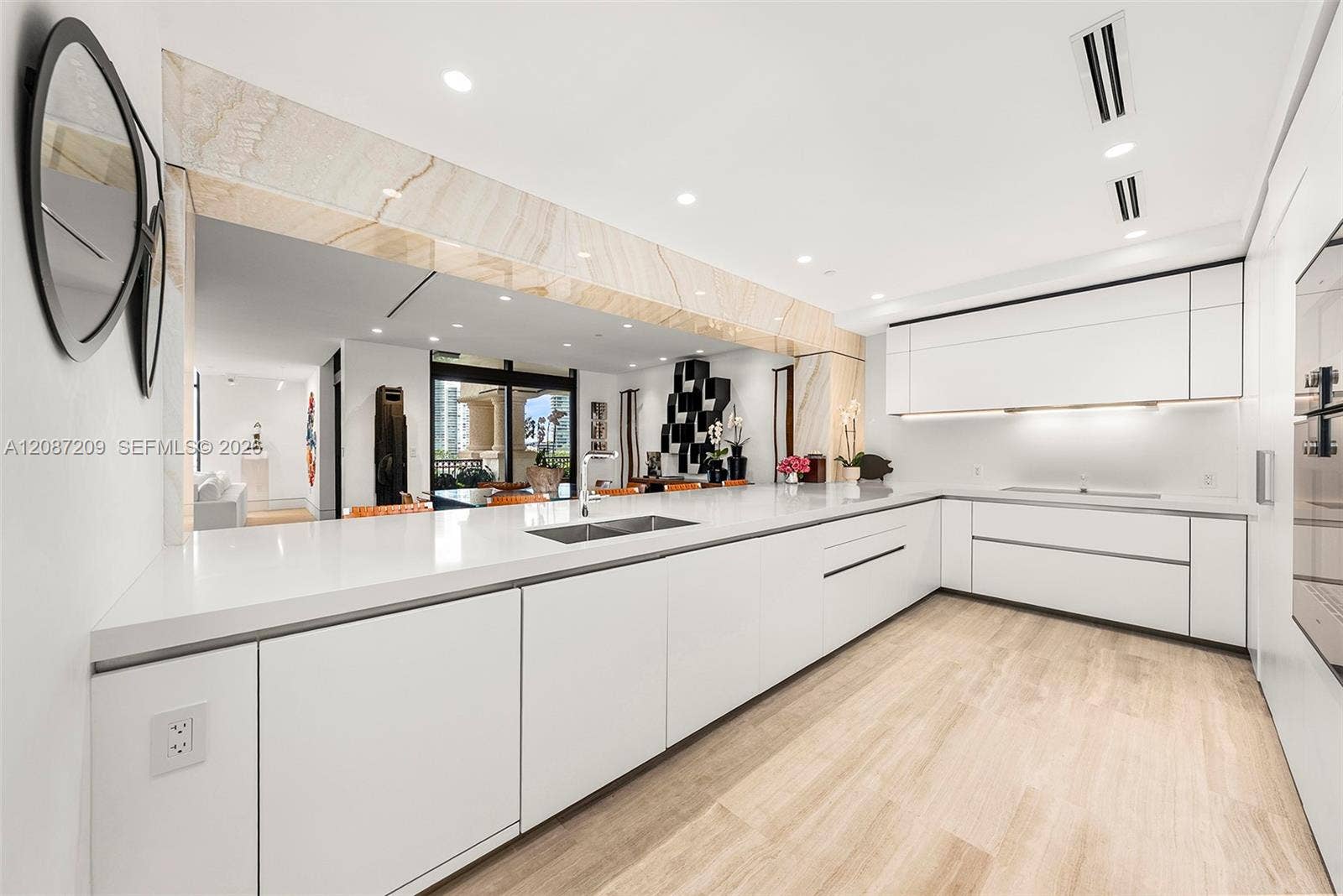 7052 Fisher Island Drive, #7052, Miami Beach, FL 33109 Photo 28