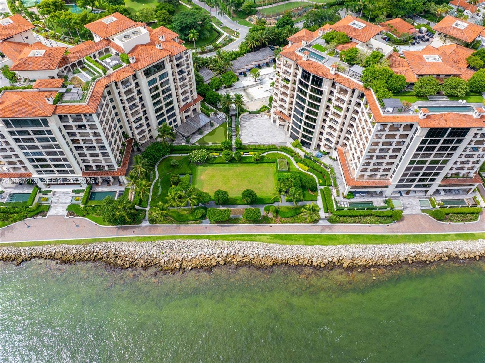 7052 Fisher Island Drive, #7052, Miami Beach, FL 33109 Photo 71