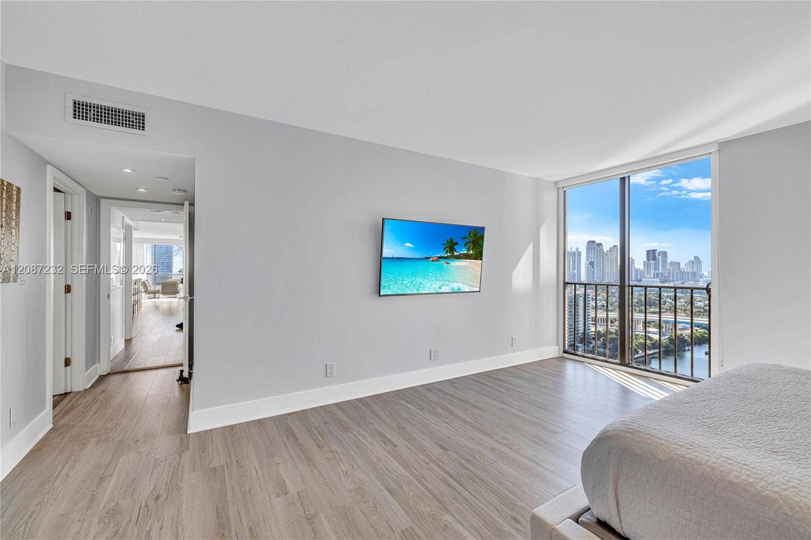 19667 Turnberry Way, #25K, Aventura, FL 33180 Photo 11