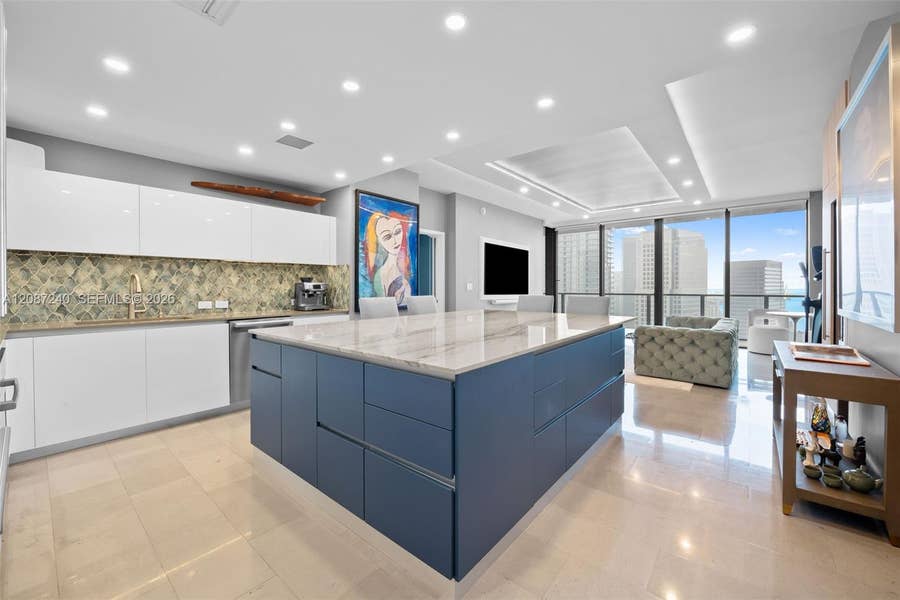 Property photo for 88 SW 7th Street, #3107, Miami, FL