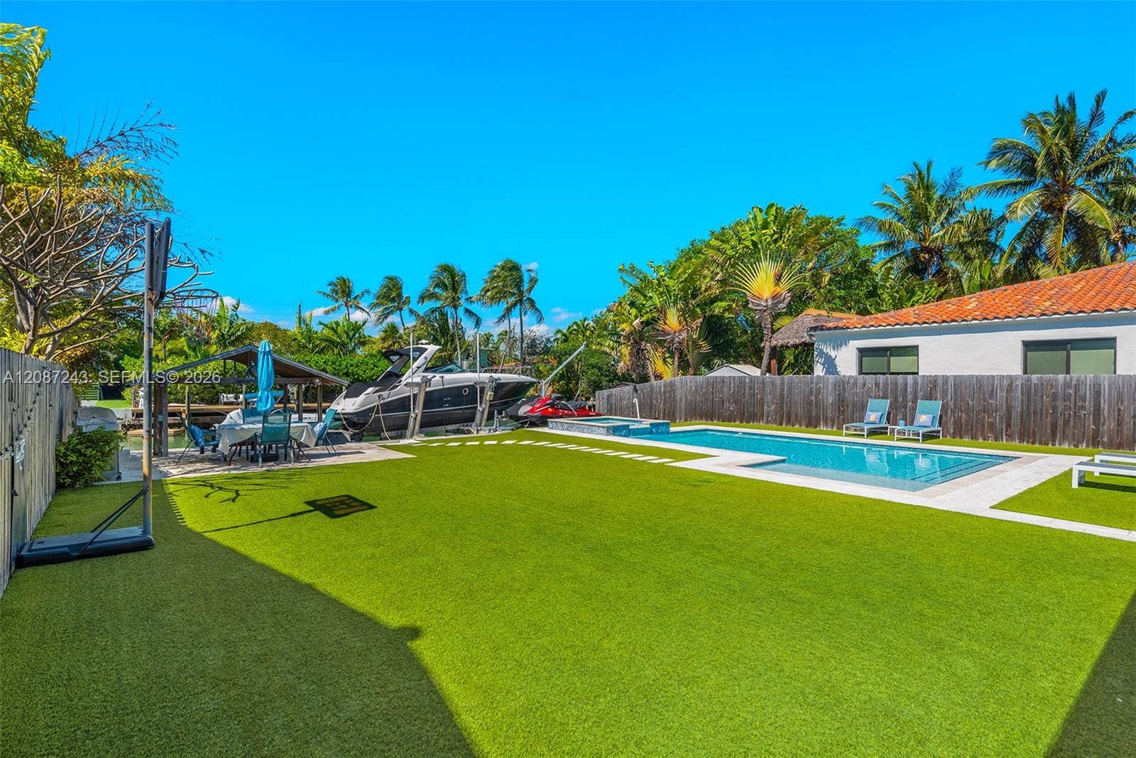 7940 Hawthorne Avenue, Miami Beach, FL 33141 Photo 7