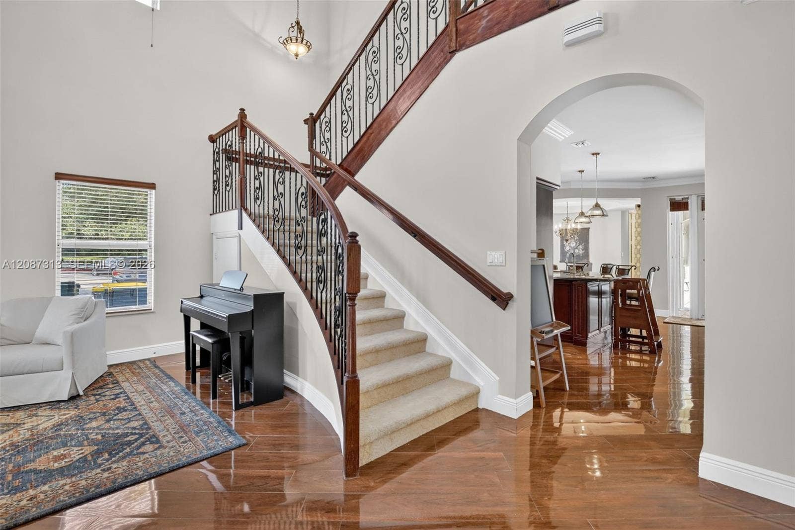 8210 Phoenician Court, Davie, FL 33328 Photo 9