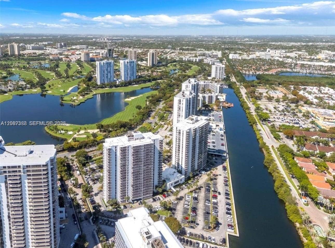 3701 N Country Club Drive, #1807, Aventura, FL 33180 Photo 2
