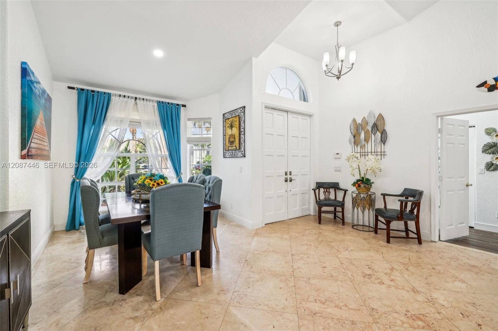 560 W Cypress Pointe Drive W, Pembroke Pines, FL 33027 Photo 24