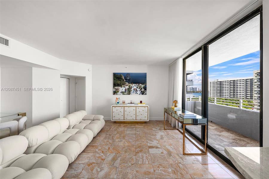 Property photo for 1330 West Avenue, #811, Miami Beach, FL