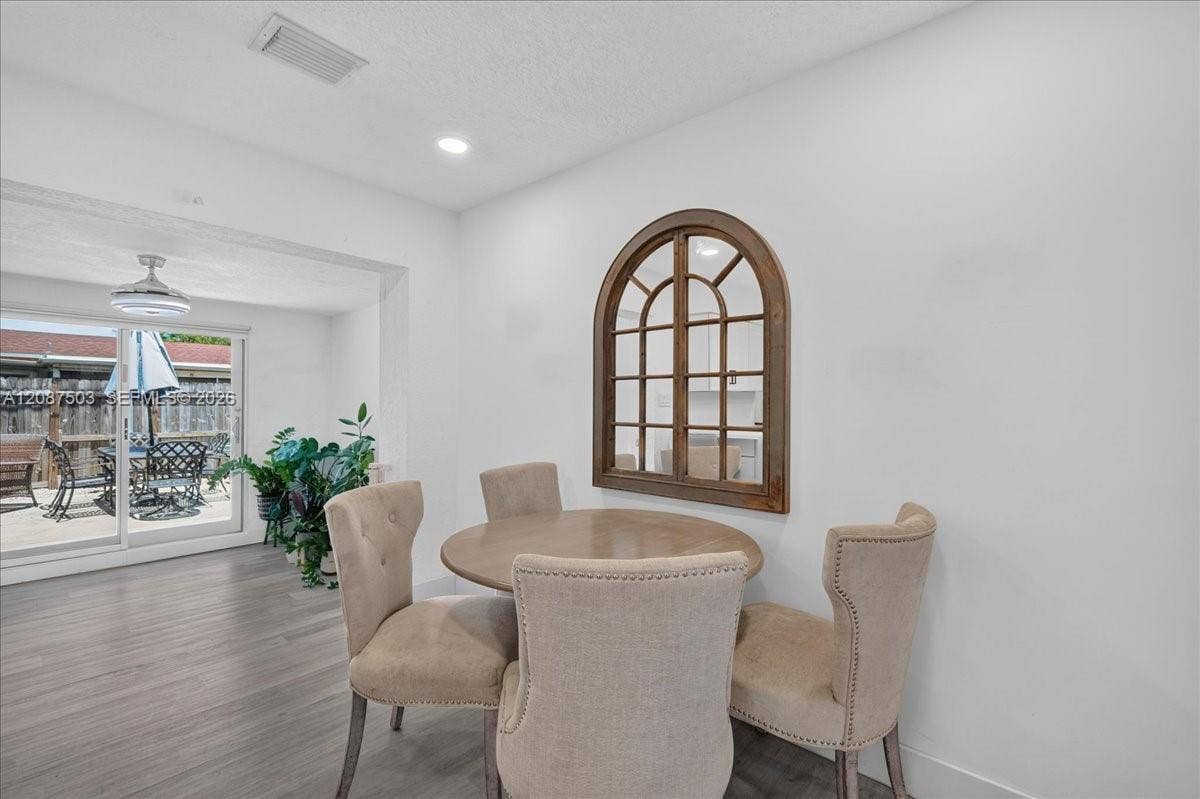 1131 N 75th Avenue, #1131, Hollywood, Hollywood, FL 33024 Photo 13