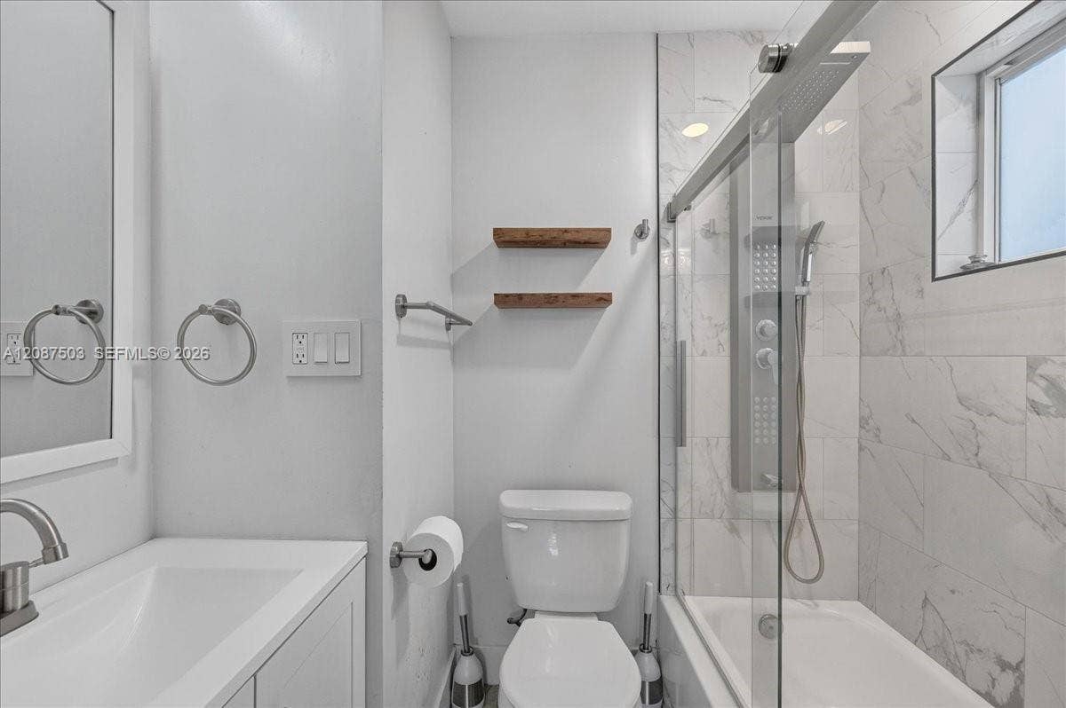 1131 N 75th Avenue, #1131, Hollywood, Hollywood, FL 33024 Photo 16