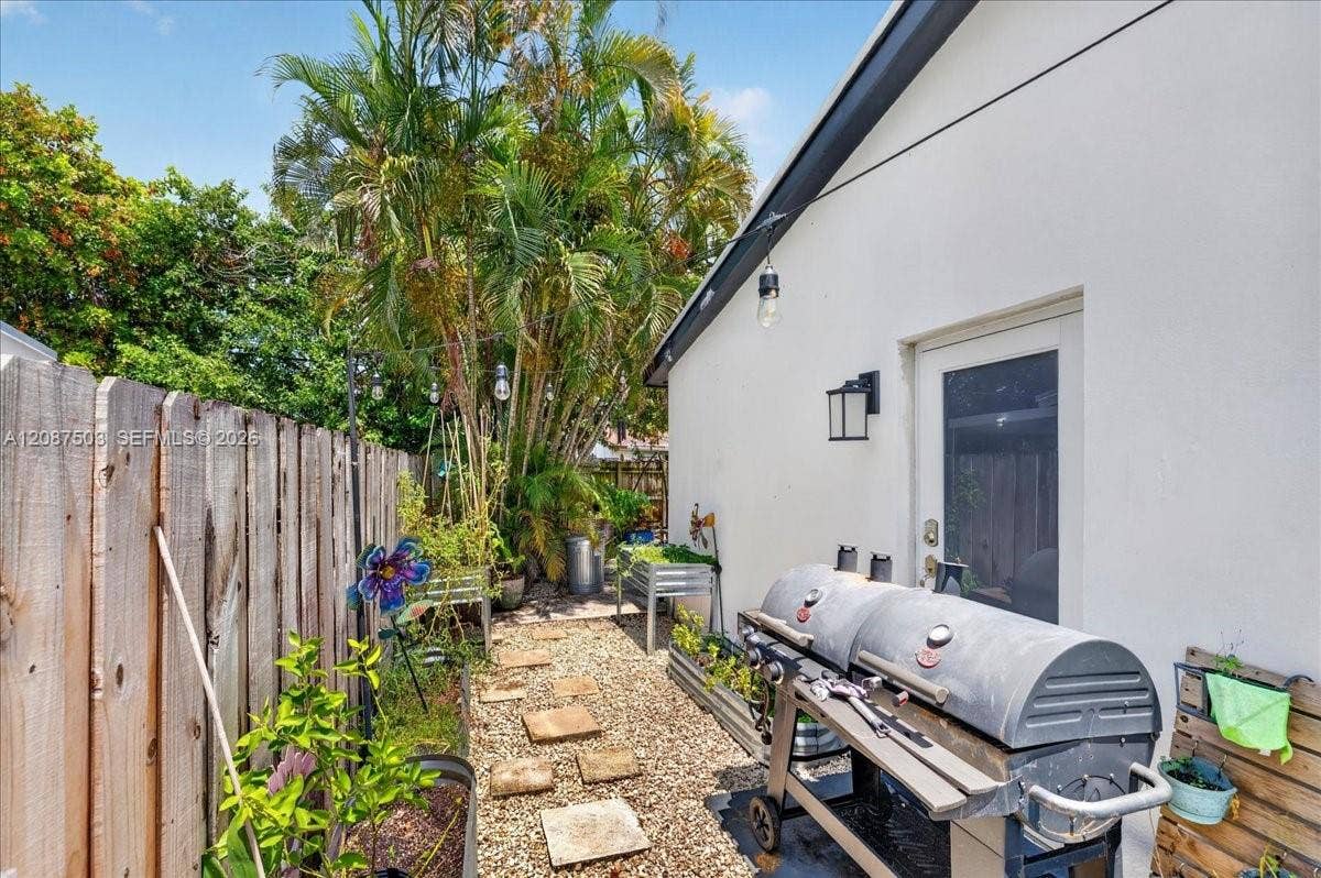 1131 N 75th Avenue, #1131, Hollywood, Hollywood, FL 33024 Photo 26