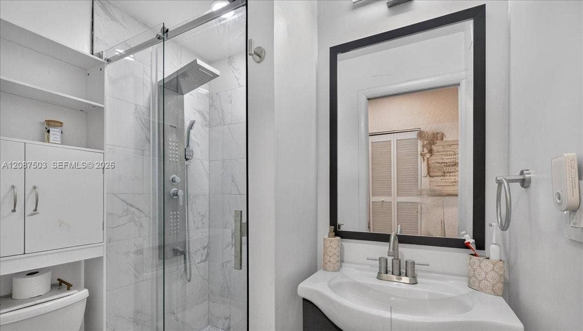 1131 N 75th Avenue, #1131, Hollywood, Hollywood, FL 33024 Photo 20