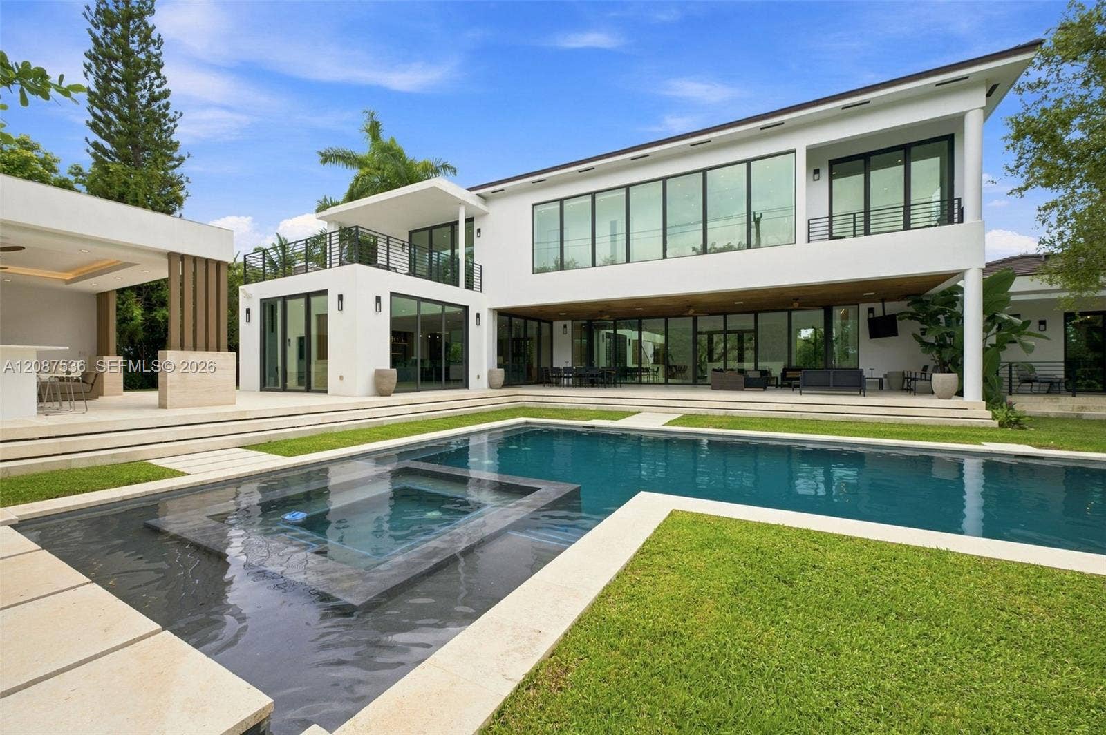 8920 SW 96th Street, Miami, FL 33176 Heated pool and jacuzzi