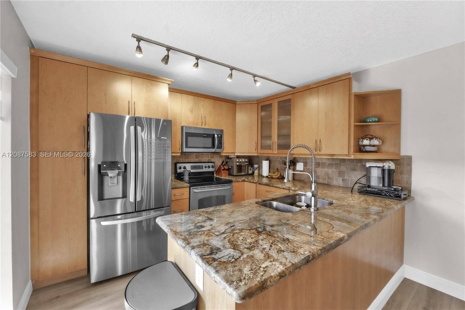 11882 SW 12th Place, Davie, FL 33325 Photo 6