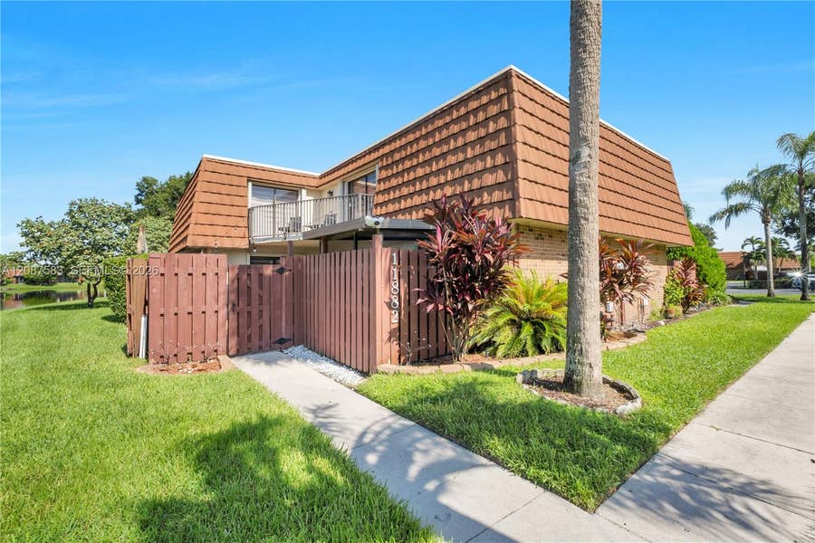 Property photo for 11882 SW 12th Place, Davie, FL