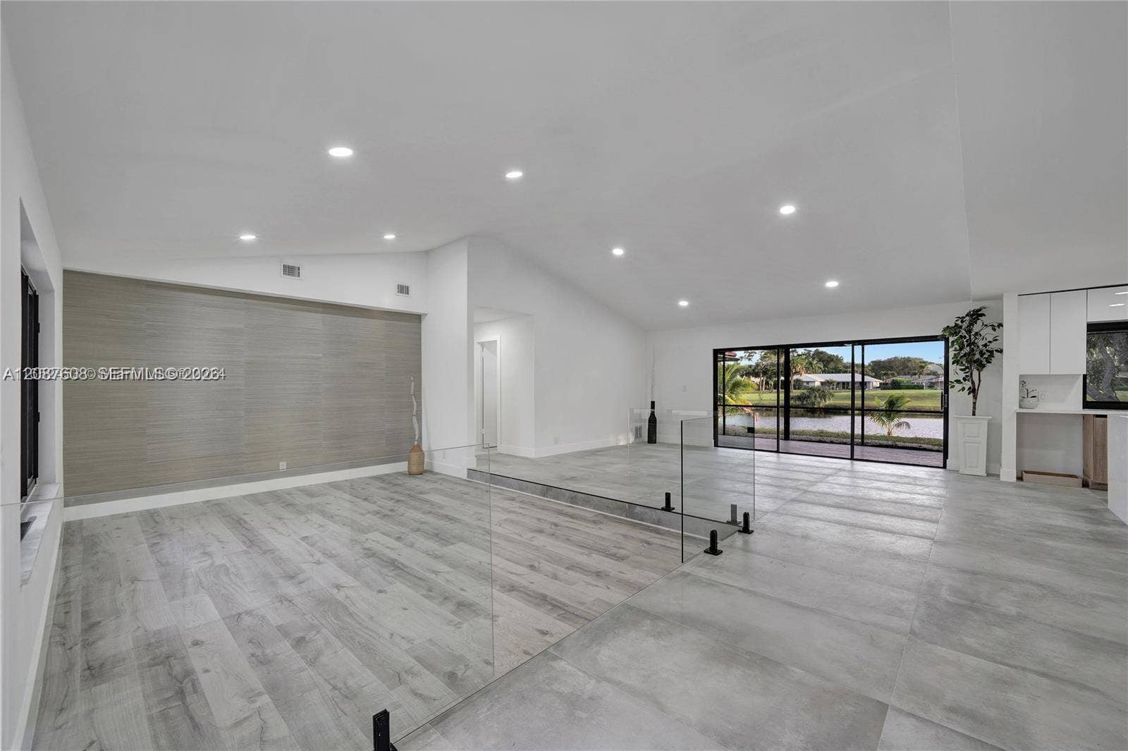 3352 Lakeview Boulevard, Delray Beach, FL 33445 Photo 3