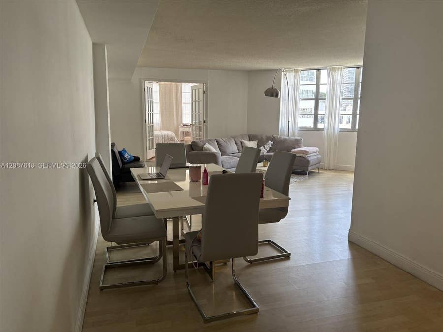 Property photo for 801 Brickell Bay Drive, #964, Miami, FL