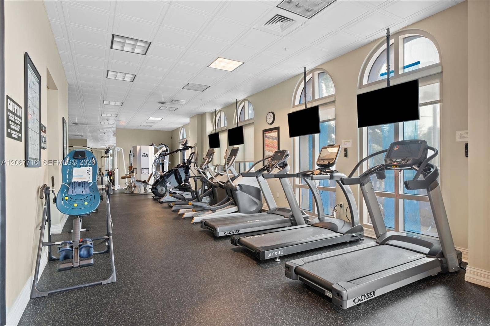 3415 N Ocean Drive, #204, Hollywood, FL 33019 Photo 11