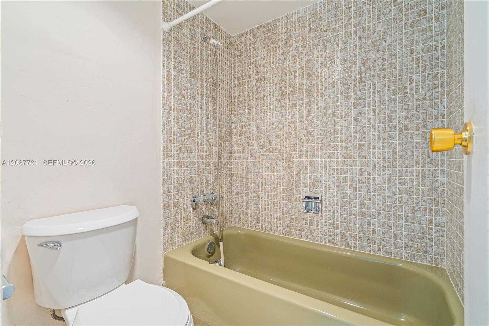 3301 N Country Club Drive, #208, Aventura, FL 33180 Photo 29