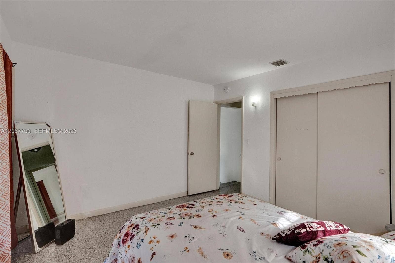 18500 NE 23rd Court, Miami, FL 33180 Photo 24